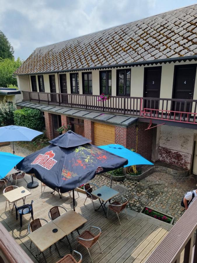Hotel Du Commerce Terres-de-Caux Exteriör bild